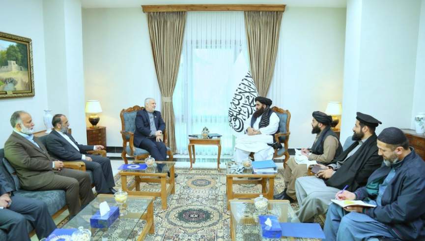 سرپرست وزارت امور خارجه طالبان با سفیر ایران دیدار کرد