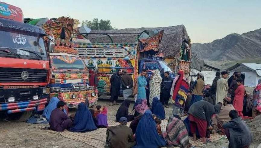 رادیو پاکستان: ۴۴۶ هزار مهاجر افغانستان اخراج شدند