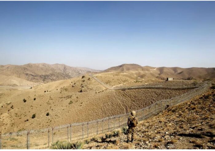 وزیر سرحدات طالبان: افغانستان مرز رسمی با پاکستان ندارد