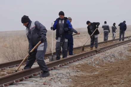 شروع کار بازسازی بخش‌های تخریب شده راه‌آهن حیرتان_مزارشریف