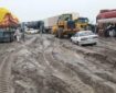 مسدود شدن شاهراه کابل – قندهار در اثر برفباری به روی ترافیک