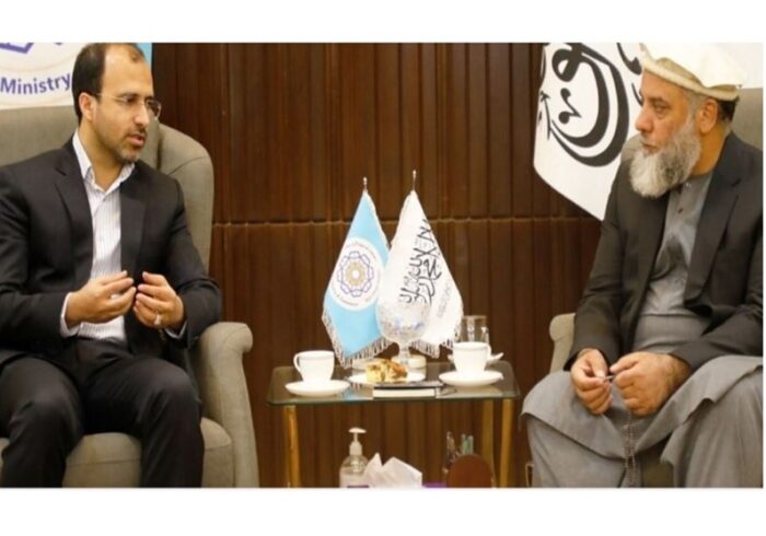 وزیر صنعت و تجارت حکومت طالبان از تسهیلات ویژه افغانستان برای سرمایه‌گذاران ایرانی خبرداد