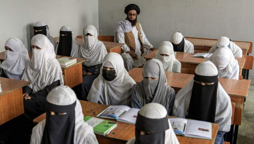 محرومیت بیش از ۳۳۰ هزار دختر از تحصیل عیدی طالبان