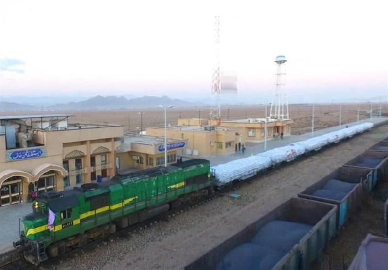 برای نخستین بار ۱۱۰۰ تُن سنگ معدنی افغانستان از طریق خطوط ریلی ایران به ترکیه فرستاده شد