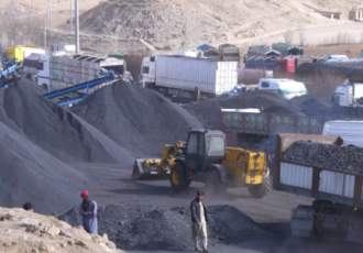 وزارت صنعت و تجارت:صادرات زغال‌سنگ ۶۵ درصد کاهش یافته است