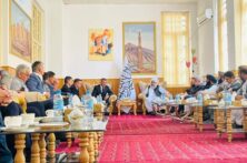 آتاقلی اف در دیدار با والی هرات بر افزایش مبادلات تجاری تاکید کرد