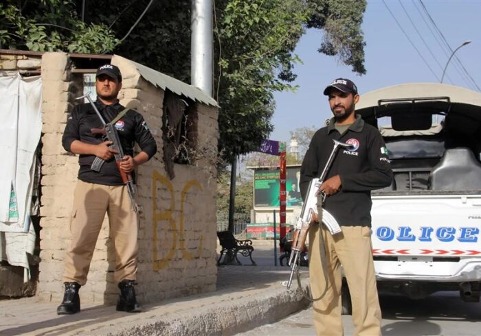 پلیس پیشاور:ورود مهاجران افغانستان را به شهر پیشاور ممنوع اعلام کرد