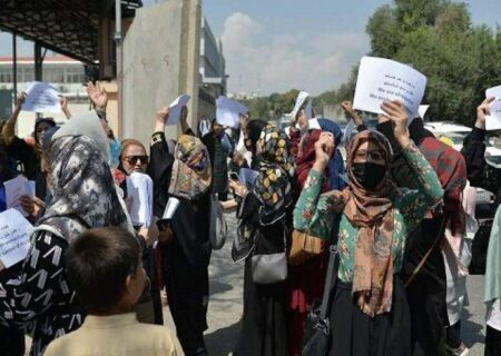 شماری از زنان معترض افغانستان:از کشورهای جهان خواستند نظاره‌گر وضعیت اسفناک زنان نباشند