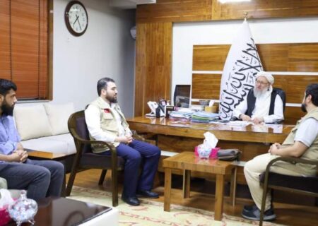 دیدار معاون اداری طالبان با رئیس مؤسسه خیریه‌ی “هاها” ترکیه