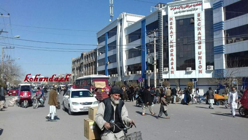 ۵۰۰دوکان صرافی در هرات توسط طالبان مسدود شد