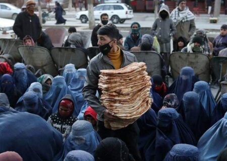 به دلیل کمبود بودجه یازده میلیون نفر در افغانستان از کمک‌های اضطراری باز می‌مانند