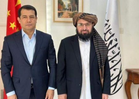 تأکید سفیر طالبان و سفیر ازبکستان بر گسترش روابط سیاسی واقتصادی دو کشور