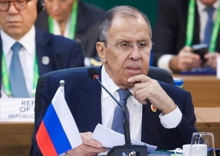 وزیر خارجه روسیه: طالبان در فهرست تروریستی سازمان ملل قرار ندارد