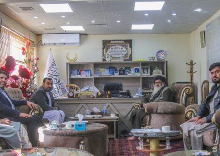 گفتگوی وزیر فوایدعامه باشرکت‌های قراردادی درباره پروژه خط آهن لشکرگاه -غورغوری و لشکرگاه – قندهار