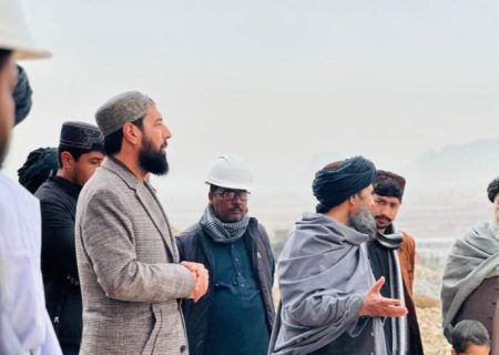 عبدالغنی برادر: از کارخانه سمنت ولایت قندهار بازدید کرد