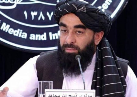 سخنگوی طالبان: معاش کارمندان دولتی در جریان ماه جاری پرداخت می‌شود