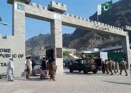 پاکستان بار دیگر گذرگاه تورخم را مسدود کرد