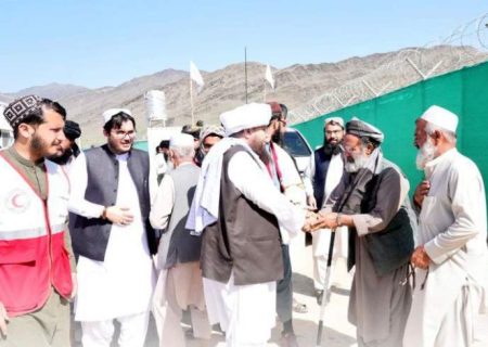 بازدید رئیس هلال احمر افغانی از نقطه صفری تورخم