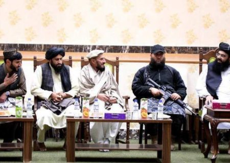 مولوی عبدالکبیر: امارت اسلامی برای آینده روشن افغانستان تلاش می‌کند