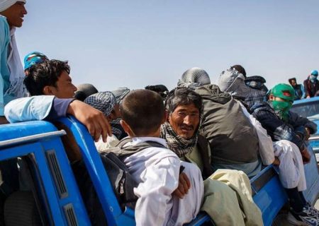 وزیر مهاجرین: در چهار سال گذشته ۵ میلیون نفر از کشورهای همسایه اخراج شدند