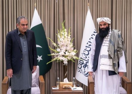 وزیر داخله پاکستان با سراج‌الدین حقانی در کابل دیدار و گفتگو کرد