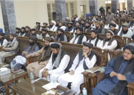 رهبر گروه طالبان قانون برای شعرخوانی و ترانه سرایی وضع کرد