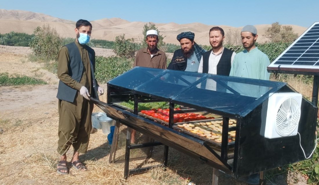 آغاز توزیع خشککنهای آفتابی برای حفظ مواد غذایی در تخار و بدخشان