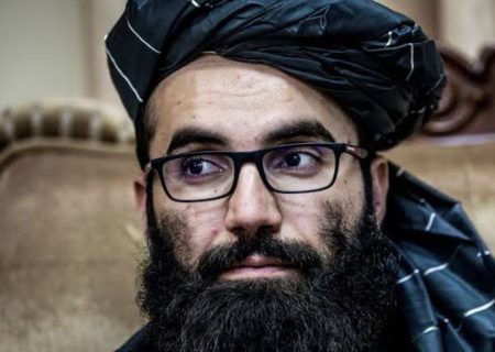 حقانی: فرار اشرف غنی روند انتقال قانونی قدرت را مختل کرد
