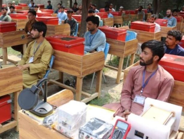 وزارت کار طالبان : معرفی ۴۰ هزار جوان به بازار کار