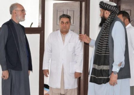 روند بررسی اسناد تحصیلی داکتران در مراکز صحی خصوصی آغاز شد
