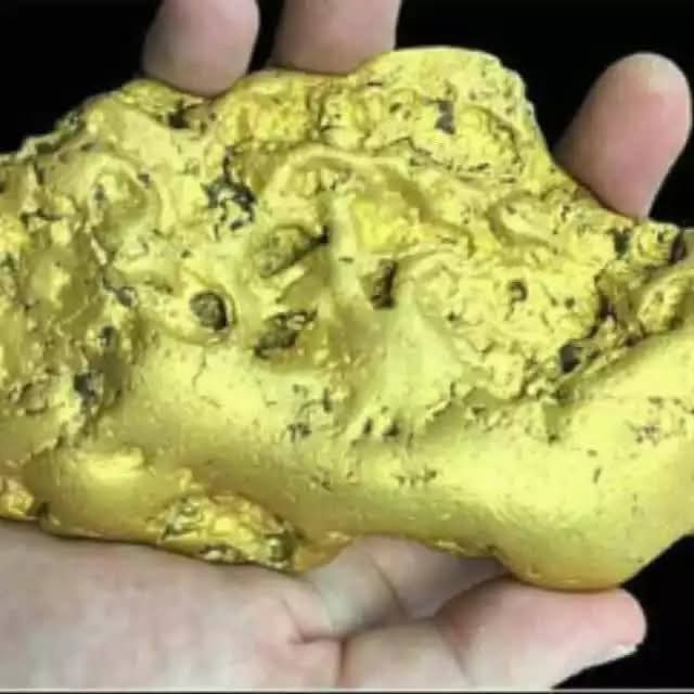 بدخشان؛ سرزمینی غنی از معادن اما جوانانش در غربت به دنبال نان   
