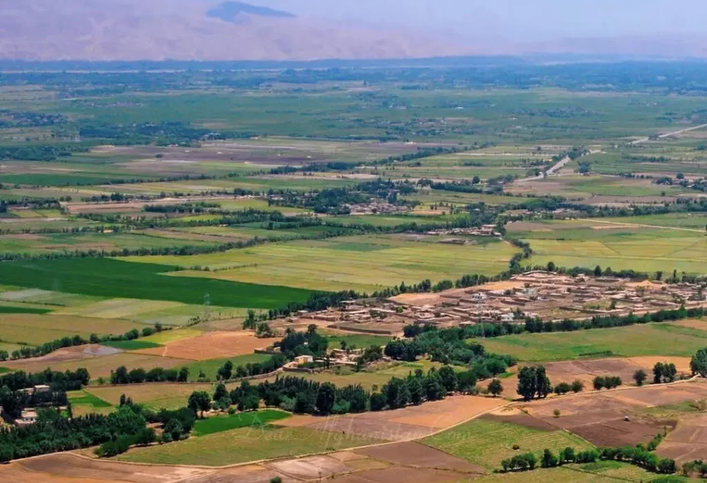 طالبان در کندز به بهانه استرداد زمین‌های دولتی، ۱۰هزار جریب زمین مردم غیرپشتون را به‌زور مصادره کردند