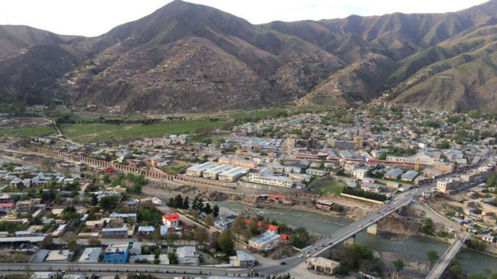 لتوکوب وحشیانه یک زن در ایست بازرسی طالبان در ولایت بدخشان، بهدلیل اعتراض به تلاشی بدنی