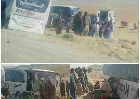 تصادف خونین در غزنی؛ شش عضو یک خانواده جان باختند