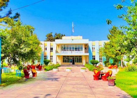 نشست ریاست حوزوی پنج‌آمو در ولایت کندز برای کمک به زلزله‌زدگان کنر؛ کارمندان یک روز معاش خود را اهدا کردند