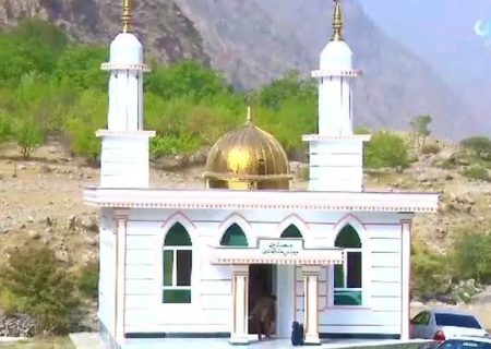 یک محراب مسجد در مسیر شاهراه فیض‌آباد – بهارک ولایت بدخشان اعمار و به بهره‌برداری رسید