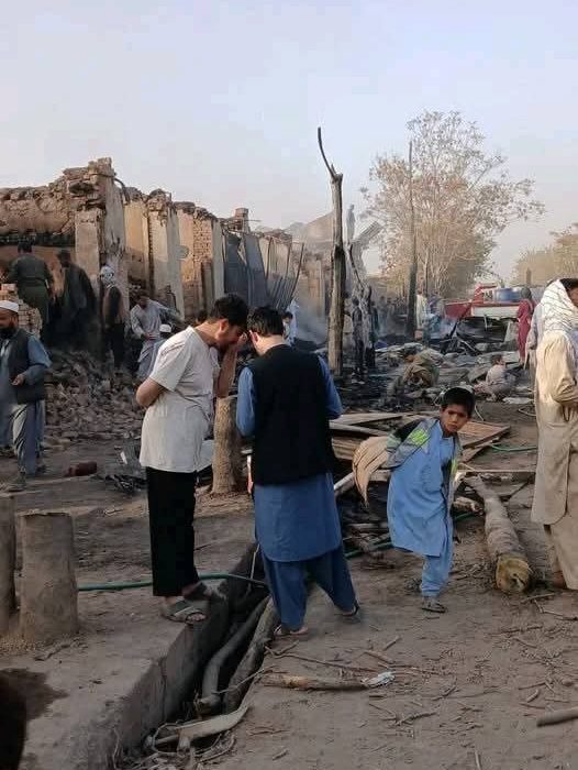 در پی آتشسوزی گسترده در ولسوالی خواجه بهاءالدین تخار، بیش از ۴۰ دکان بهطور کامل در آتش سوخت
