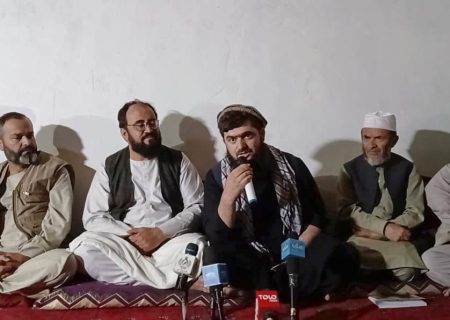 شب شعر در واخان؛ نمایش فرهنگی با رنگ و بوی تبلیغاتی طالبان   