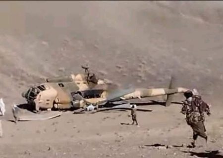 سقوط چرخبال حامل وزیر معادن و پترولیوم طالبان در غور