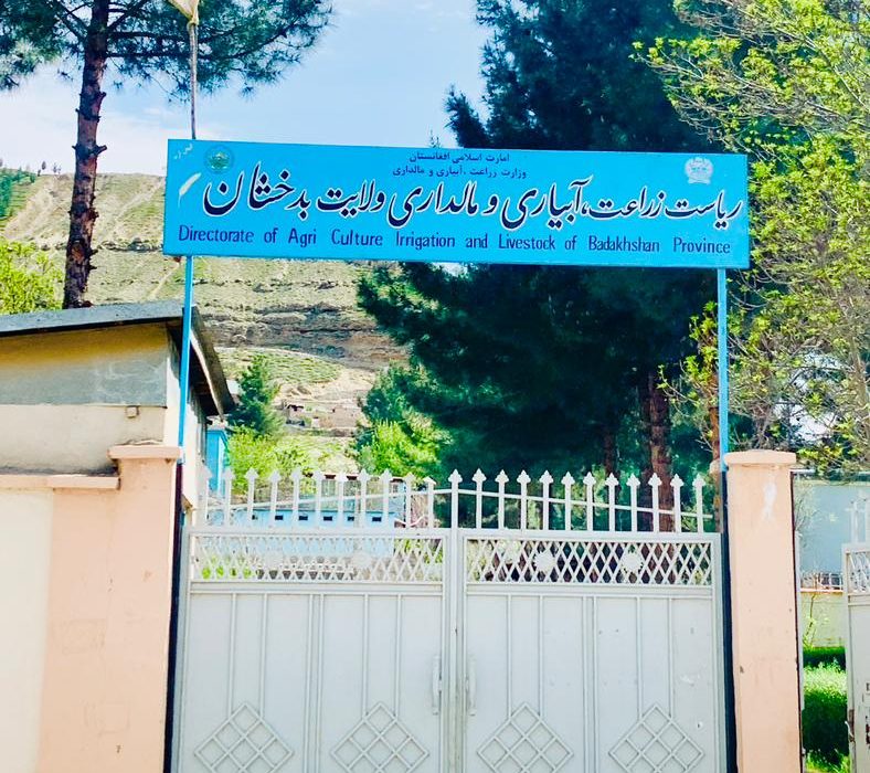 سفر رئیس زراعت بدخشان به اشکاشم؛ بررسی چالش‌ها و حل مشکل کانال فارم گنج‌آباد   