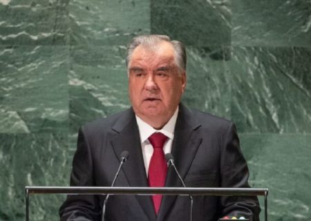 رئیس‌جمهور تاجیکستان بر حمایت قاطع از صلح و کمک‌های بشردوستانه در افغانستان تأکید کرد
