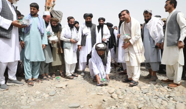 کار ساخت شهرک تجارتی سپینزر در تخار آغاز شد