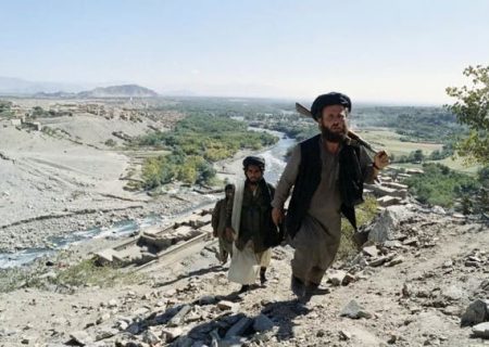 غصب زمین‌های شخصی و چراگاه در ولسوالی درقد تخار توسط ولسوال طالبان