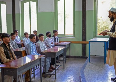 ۲۰ باب مکتب با هزینه ۸۰ میلیون افغانی در بغلان بازسازی شد
