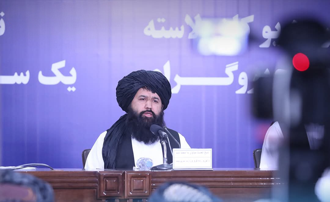طالبان گوشی هوشمند را «دشمن مسلمانان» خواندند؛ ممنوعیت استفاده از موبایل در دانشگاه‌های افغانستان   