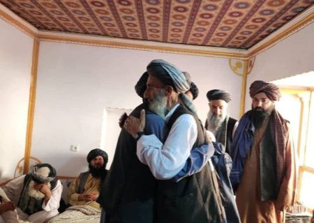 پایان دشمنی ۳۵ ساله میان دو خانواده در بغلان با میانجی‌گری بزرگان محل   