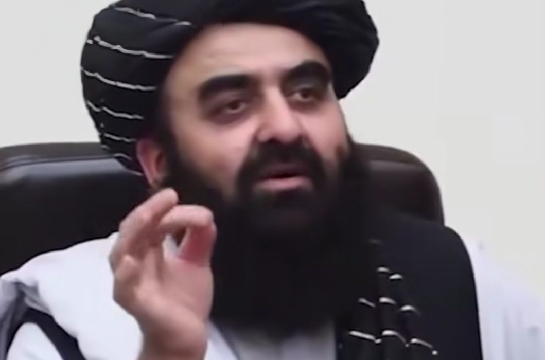 امیرخان متقی: هیچ نیروی خارجی در بگرام یا دیگر نقاط افغانستان مستقر نخواهد شد   
