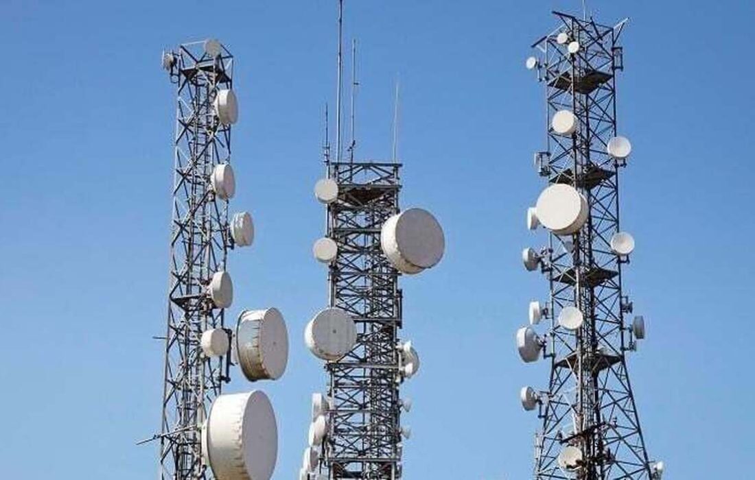 واشنگتن پست: هدف طالبان از قطع اینترنت، کنترل اطلاعات و محروم‌سازی دختران از آموزش آنلاین است   