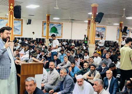 خطبه‌های نماز جمعه مسجد الفاروق مشهد با سخنان استاد عبدالرئوف توانا و با موضوع «معرفت خدا و بیزاری از طاغوت» برگزار شد