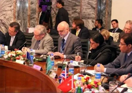 نشست لندن؛ ۱۳ کشور غربی و اتحادیه اروپا خواستار دولت فراگیر و مبارزه با تروریزم در افغانستان شدند   